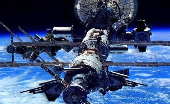 noviy-ekipazh-mks-startuye-sogodni-z-baykonura