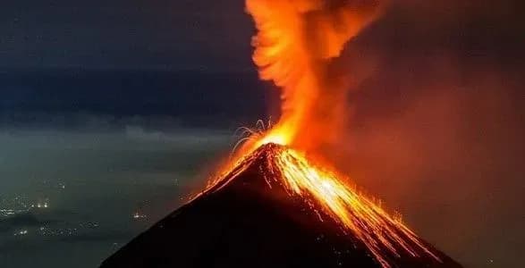 kilkist-zhertv-viverzhennya-vulkana-v-gvatemali-zrosla-do-84-osib