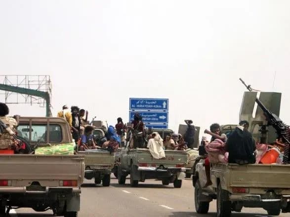 sili-ppo-saudivskoyi-araviyi-znischili-dvi-raketi-vipuscheni-z-teritoriyi-yemenu