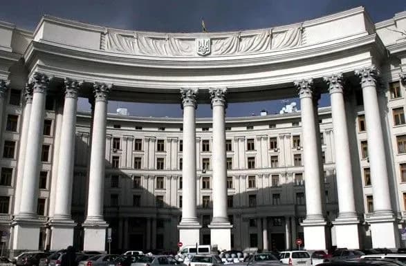 ukrayina-dosi-ne-priznachila-posliv-u-16-derzhavakh-svitu