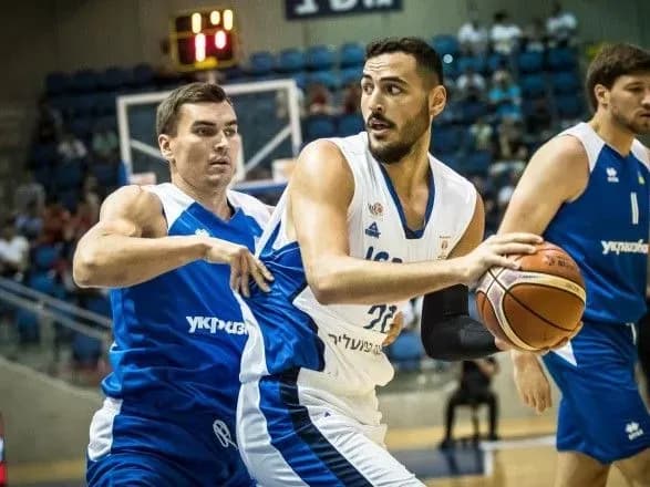 basketbolisti-zbirnoyi-ukrayini-zavdali-porazki-izrayilyu