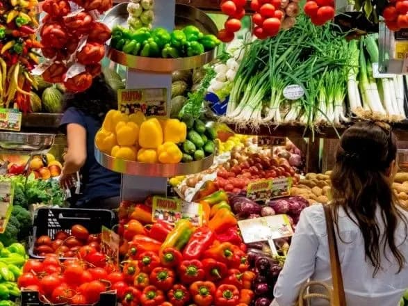 stalo-vidomo-de-u-yes-zhiti-naydorozhche