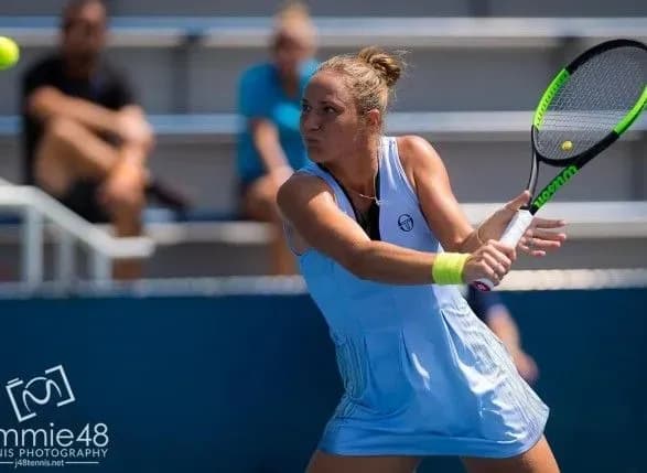 tenisistka-bondarenko-vigrala-tretiy-match-na-turniri-v-istborni