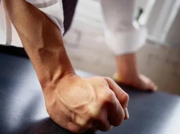 u-kropivnitskomu-deputat-zayaviv-pro-pobittya