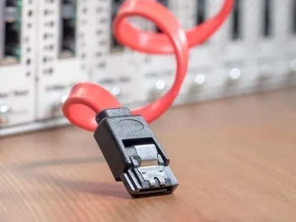 u-rosiyi-zayavili-pro-mozhlivist-stvorennya-alternativnogo-internetu