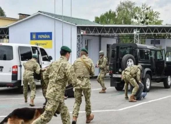 za-dva-misyatsi-prikordonniki-zatrimali-blizko-1-6-tis-porushnikiv-kordonu