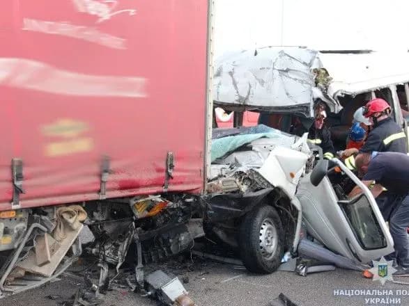 u-mininfrastrukturi-nazvali-poperednyu-prichinu-dtp-na-zhitomirschini-ta-mikolayivschini