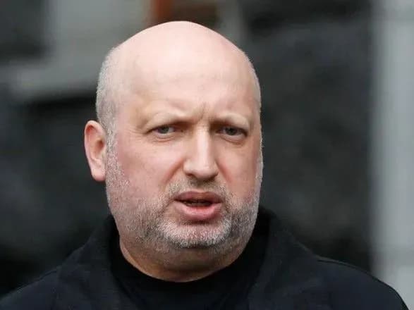 turchinov-poradiv-putinu-zyasuvati-yak-zakinchiv-imperator-neron