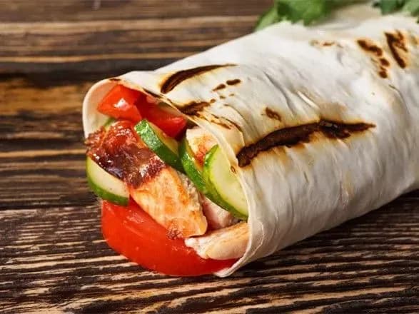 masove-otruyennya-shaurmoyu-u-kiyevi-kilkist-postrazhdali-znachno-zbilshilas