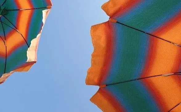 polschu-nakrila-tropichna-speka