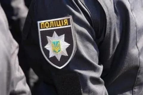 politsiya-nakrila-20-futbolnikh-faniv-iz-rf-usi-iz-gromadyanstvom-bangladesh