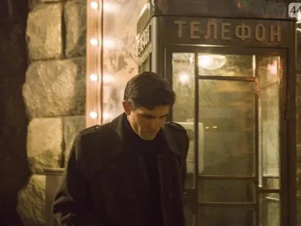 znimalna-grupa-filmu-pro-stusa-poobitsyala-doznyati-stsenu-z-yogo-advokatom