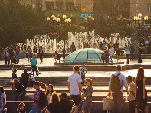 za-chvert-stolittya-kilkist-kiyan-zrosla-na-11