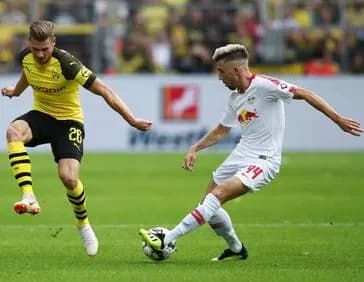 supernika-zori-po-lizi-yevropi-rozgromiv-eks-klub-yarmolenka