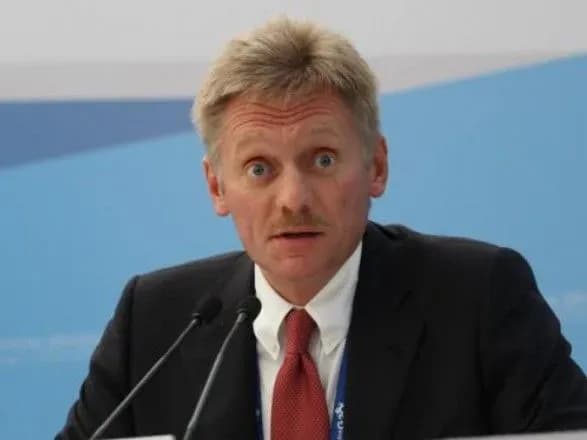 ubivstvo-zakharchenka-ne-oznachaye-vikhid-rosiyi-z-minskogo-protsesu-pyeskov