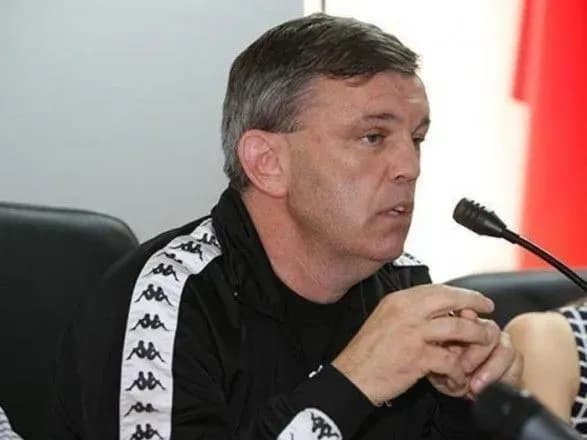 kolishniy-nastavnik-taysona-trenuvatime-ukrayintsya-gvozdika