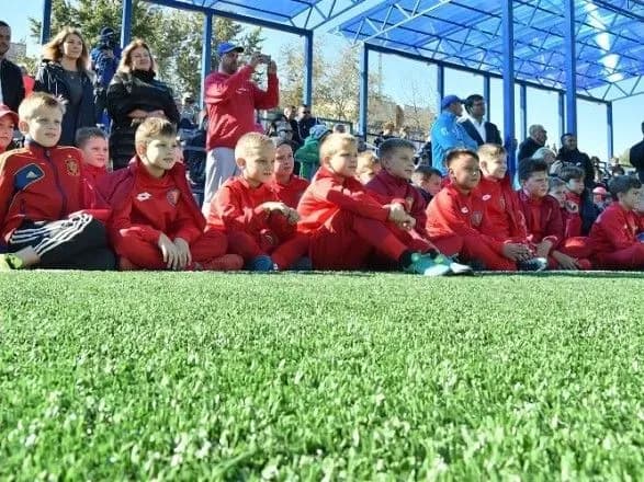 u-kiyevi-vidkrili-noviy-sportivniy-kompleks-ffu