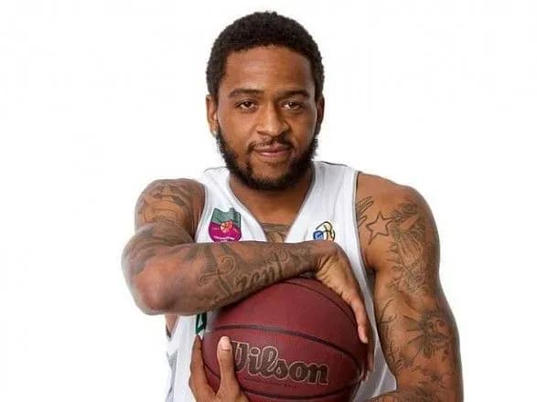 amerikanskiy-zakhisnik-stav-gravtsem-bk-zaporizhzhya