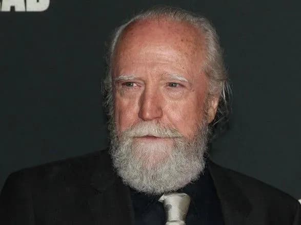 zmi-pomer-aktor-skott-vilson