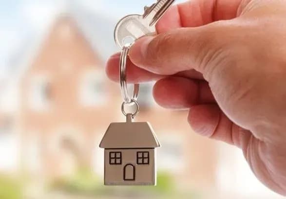 sered-propozitsiy-na-pervinnomu-rinku-zhitla-zris-vidsotok-novobudov-komfort-klasu