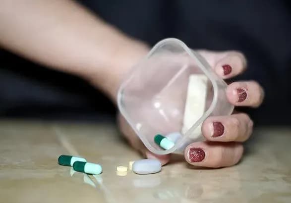 u-velikiy-britaniyi-zyavivsya-ministr-iz-zapobigannya-samogubstvam