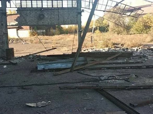 u-mariupoli-z-zavodu-namagalisya-vkrasti-bilshe-tonni-metalobrukhtu