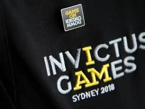 slava-ukrayini-stalo-privitannyam-ukrayinskoyi-komandi-na-igrakh-neskorenikh