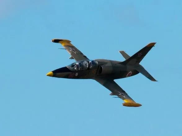 rosiyski-piloti-l-39-pislya-katapultuvannya-vpali-v-azovske-more
