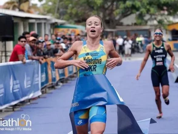 ukrayinka-yelistratova-zavoyuvala-tretye-zoloto-v-karyeri-kubkiv-svitu-z-triatlonu