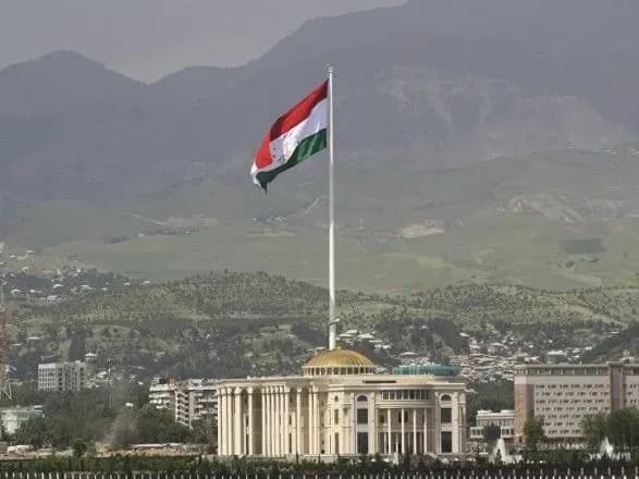 borotba-z-prostitutsiyeyu-v-tadzhikistani-v-saunakh-i-gotelyakh-u-par-vimagayut-svidotstvo-pro-shlyub