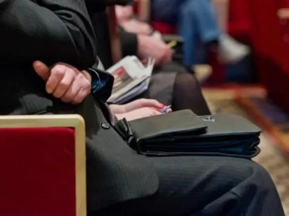 ukrayinski-derzhsluzhbovtsi-mayut-problemi-z-tolerantnistyu-proon