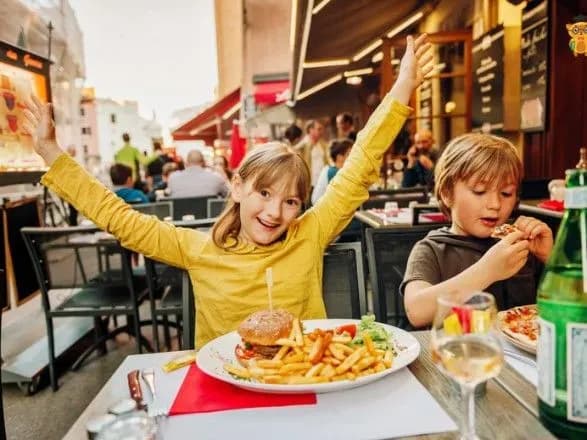 medik-nazvav-produkti-yaki-slid-usunuti-z-ratsionu-ditini