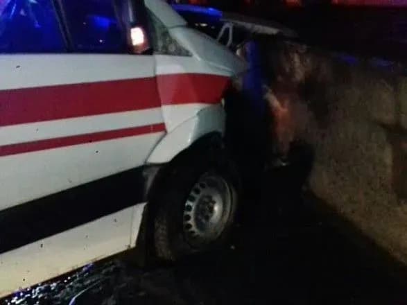 u-lvovi-shvidka-vletila-v-pidzemniy-perekhid