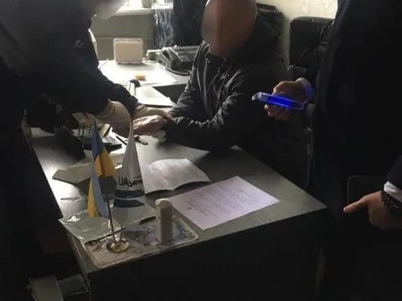 v-ukrayini-zlovili-drugogo-za-den-krupnogo-khabarnika