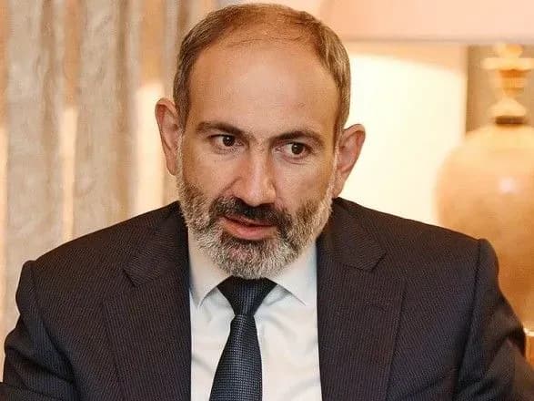 pashinyan-vimagaye-poyasnen-vid-lukashenka-i-nazarbayeva-cherez-yikh-vislovlyuvannya-schodo-odkb