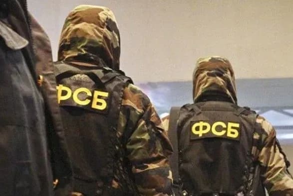 fsb-zatrimala-ukrayinskiy-ribalskiy-kater-v-azovskomu-mori
