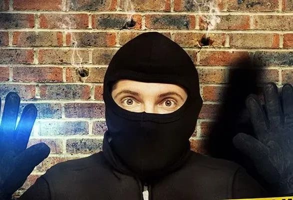 ukrayintsyam-poobitsyali-reydi-zakhisnikiv-yalinok