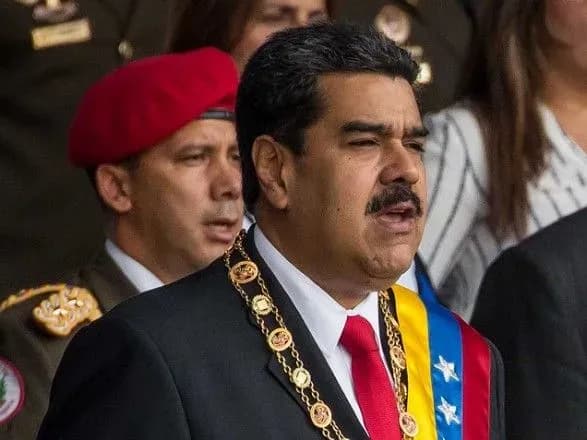 zvinuvachenomu-v-zamakhu-na-maduro-venesuelskomu-deputatu-zagrozhuye-30-rokiv-vyaznitsi