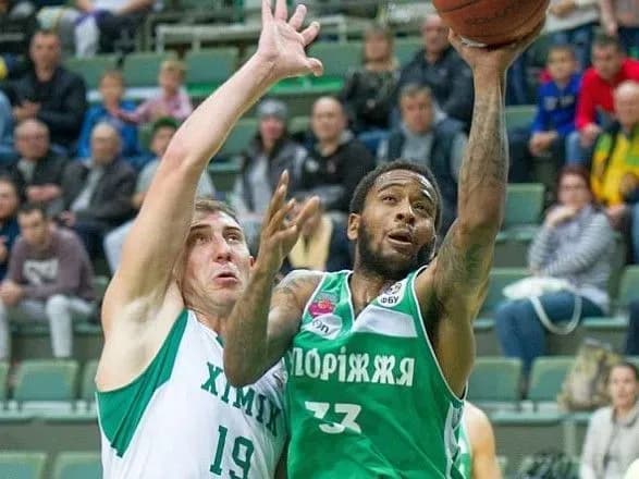 khimik-v-overtaymi-zdobuv-peremogu-u-matchi-lideriv-basketbolnoyi-superligi