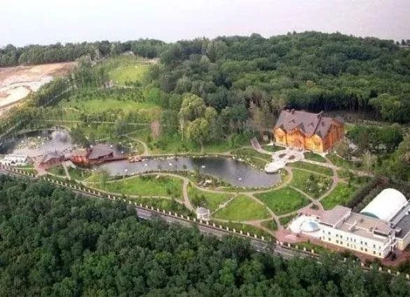 upravitel-mezhigirya-ne-zmozhe-yogo-prodati-arma