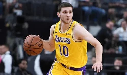 mikhaylyuk-dopomig-leykers-zdobuti-17-peremogu-v-sezoni-nba