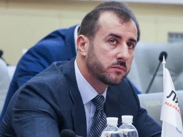 vstupayuchi-na-tretye-vische-radikal-ribalka-ledve-zdav-angliysku-i-sche-girshe-proftestuvannya