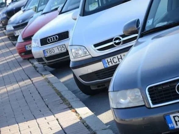 za-novimi-pravilami-rozmitnili-ponad-16-tisyach-yevroblyakh