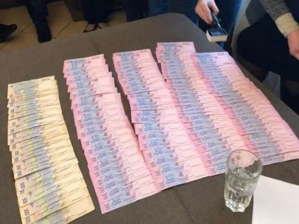 na-khabari-pogorila-chinovnitsya-derzhgeokadastru