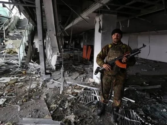 rada-pochala-svoye-zasidannya-z-privitannya-kiborgiv