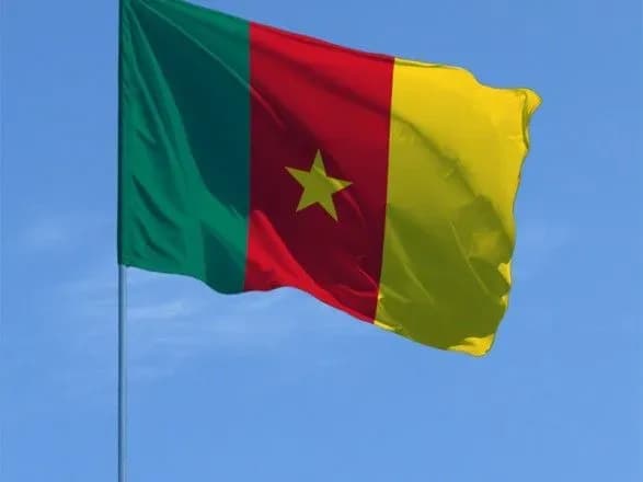 u-posolstvo-kamerunu-uvirvalisya-nevidomi