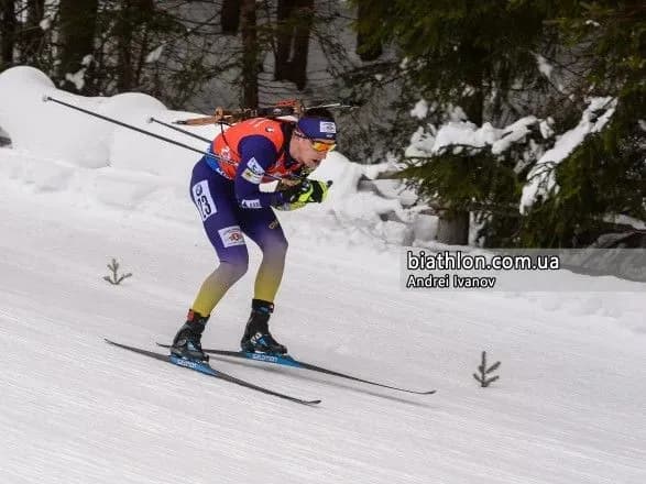 ukrayinskiy-biatlonist-potrapiv-do-dvadtsyatki-kraschikh-mas-startu-kubku-svitu