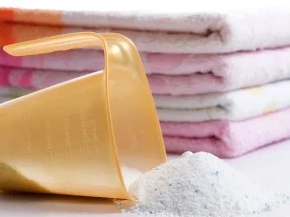 troye-lyudey-pidut-pid-sud-za-pidrobku-pralnikh-poroshkiv