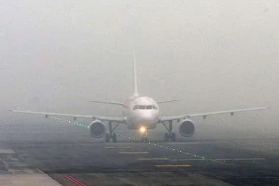 aeroporti-kiyeva-pratsyuyut-u-shtatnomu-rezhimi-1