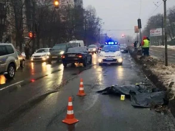 vodiy-vantazhivki-nasmert-zbiv-babusyu-ta-vtik